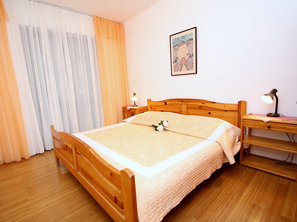 Apartments Doris Zavalatica Dış mekan fotoğraf